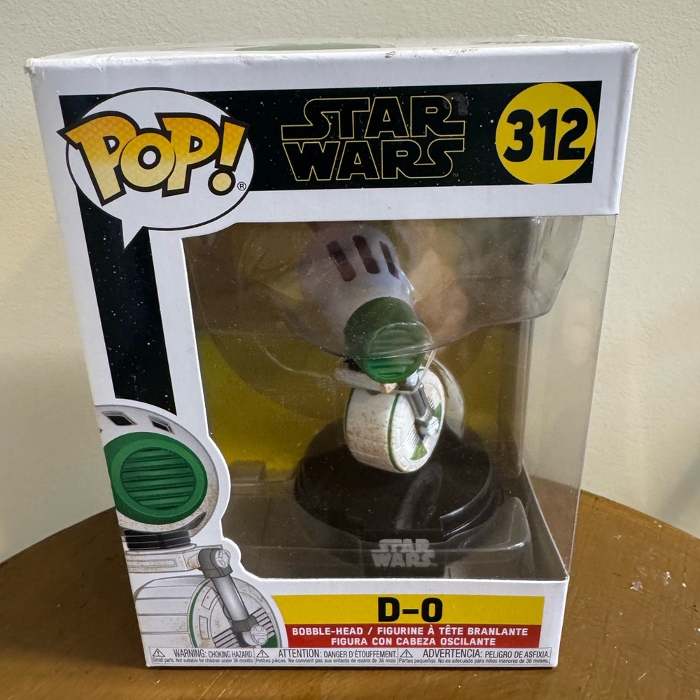 Funko Pop Figure Star Wars D-0!